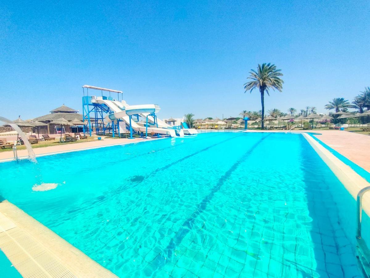 Hotel Neptunia Skanes Монастир Экстерьер фото