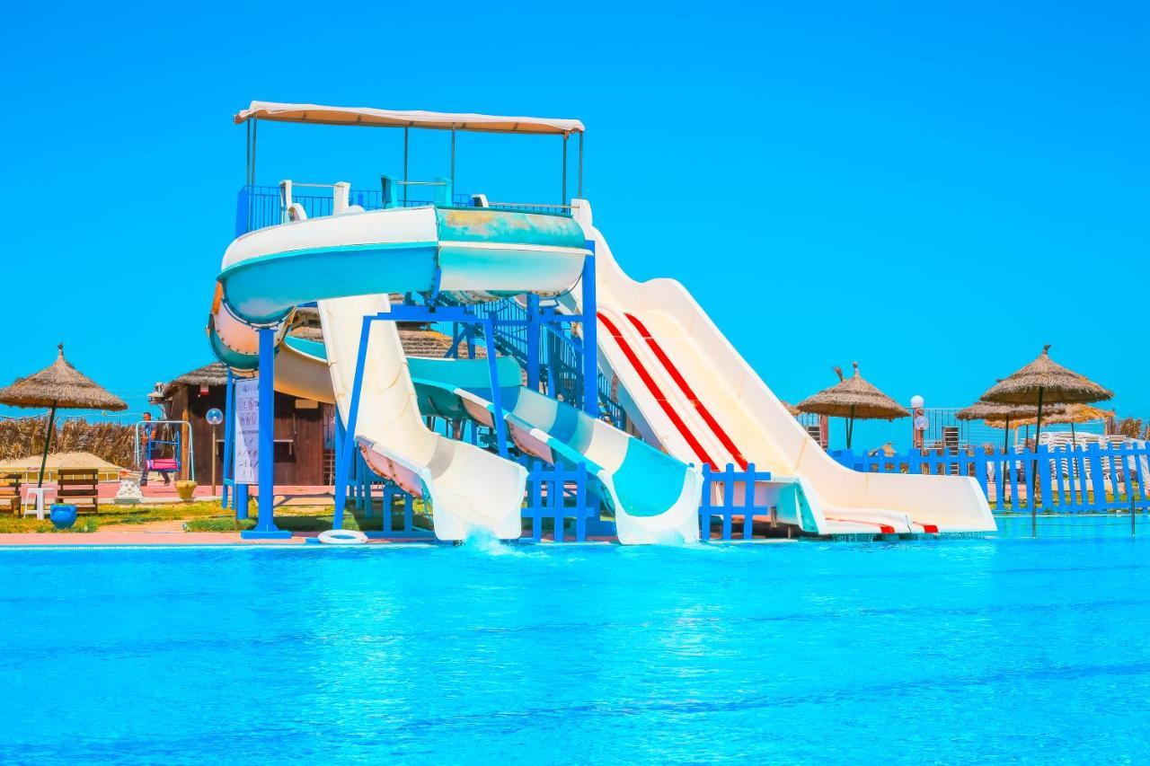 Hotel Neptunia Skanes Монастир Экстерьер фото