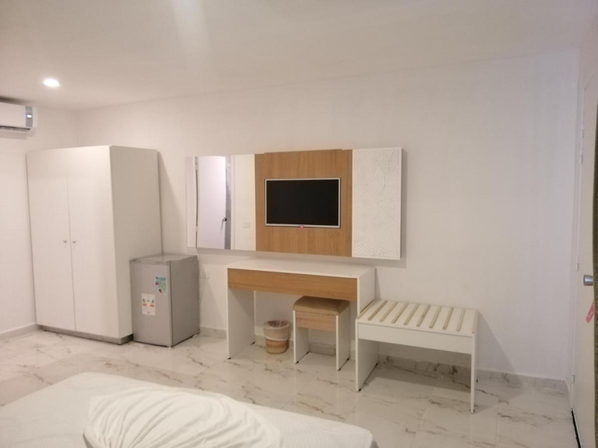 Hotel Neptunia Skanes Монастир Экстерьер фото